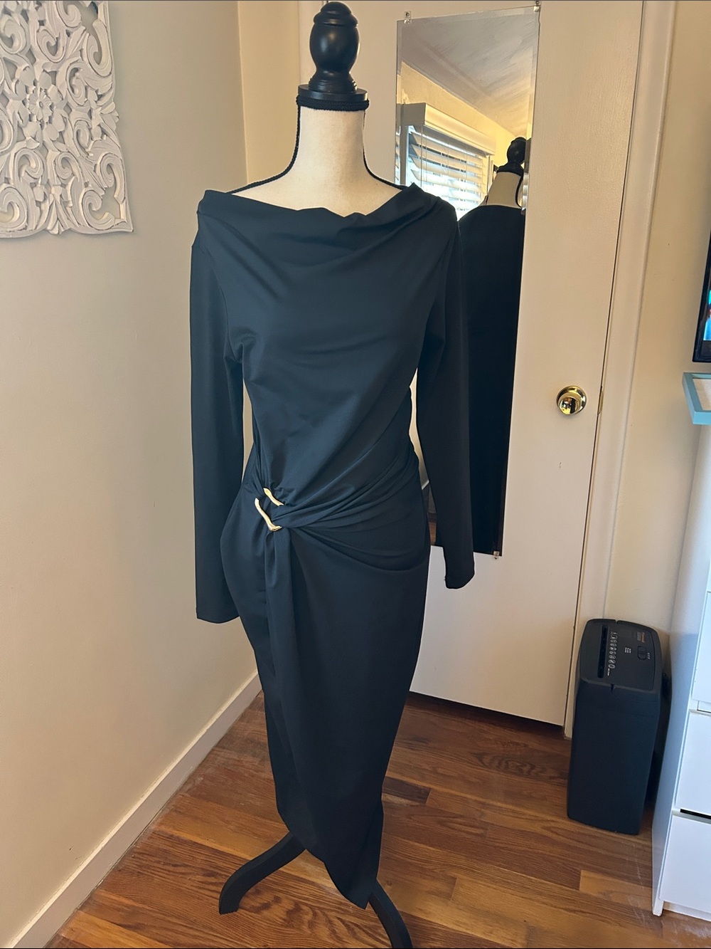 Pretty garden Black Long-Sleeve cowl neck Midi Dress with Side Ring Detail